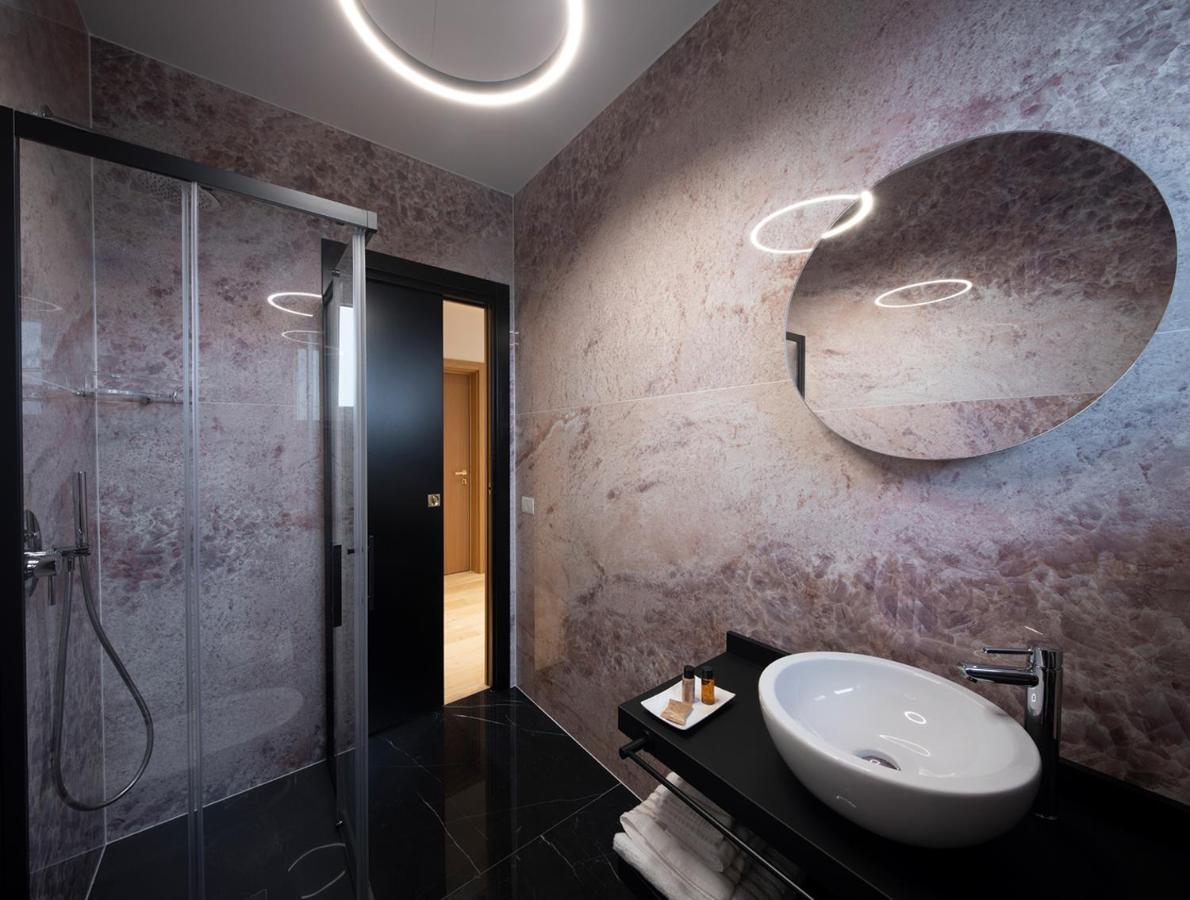 Ophelia Hotel Cazzago San Martino Ngoại thất bức ảnh