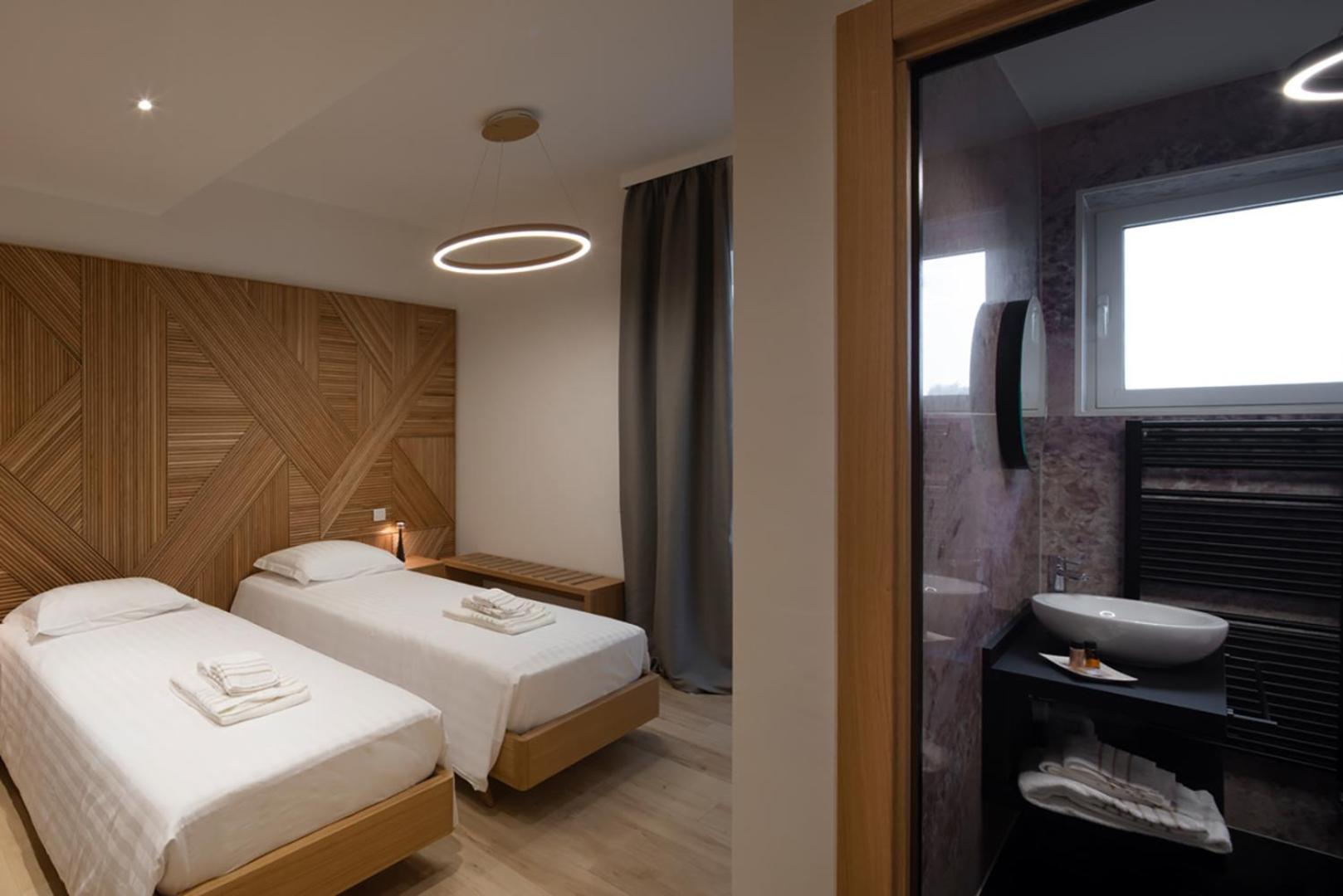 Ophelia Hotel Cazzago San Martino Phòng bức ảnh