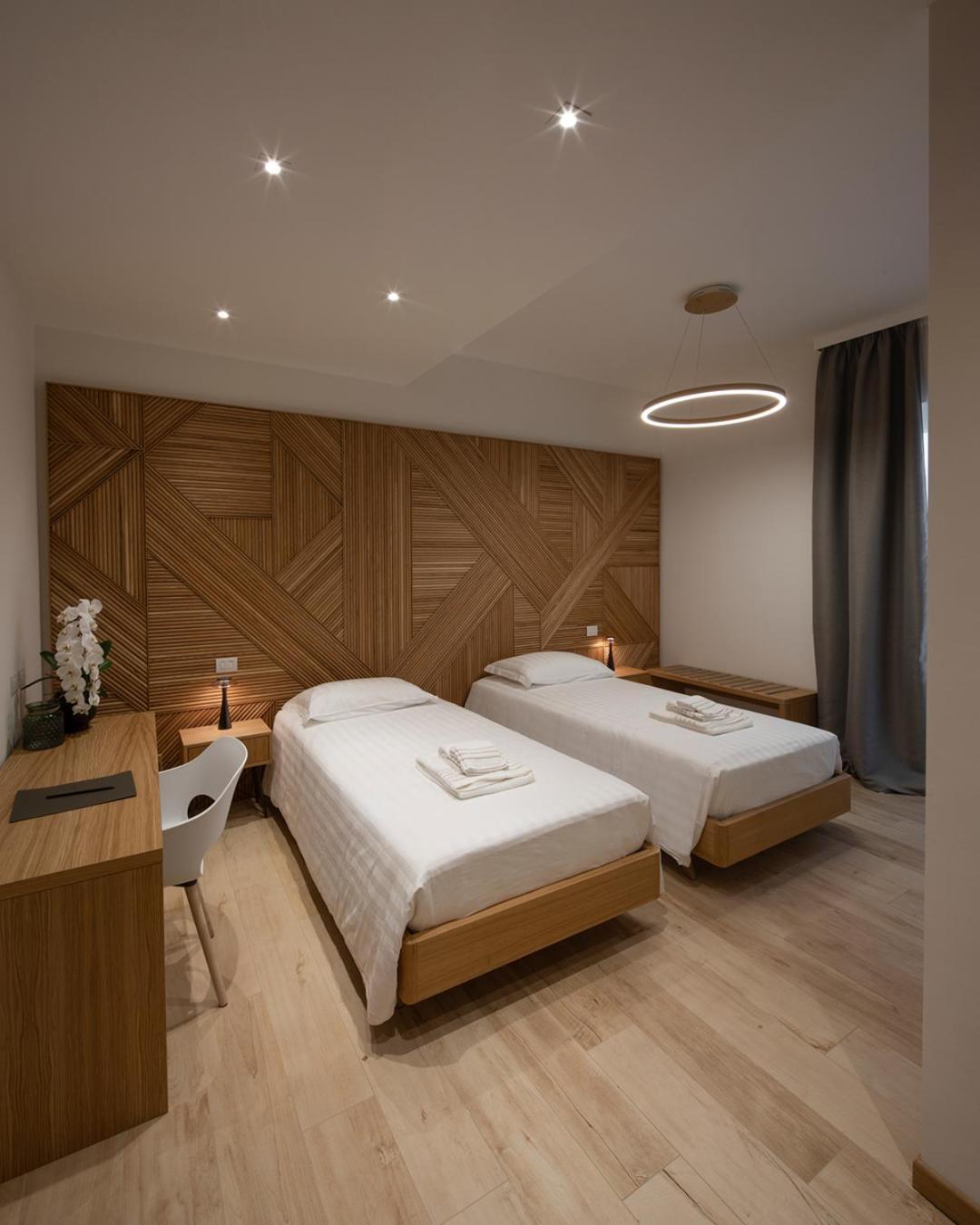 Ophelia Hotel Cazzago San Martino Phòng bức ảnh