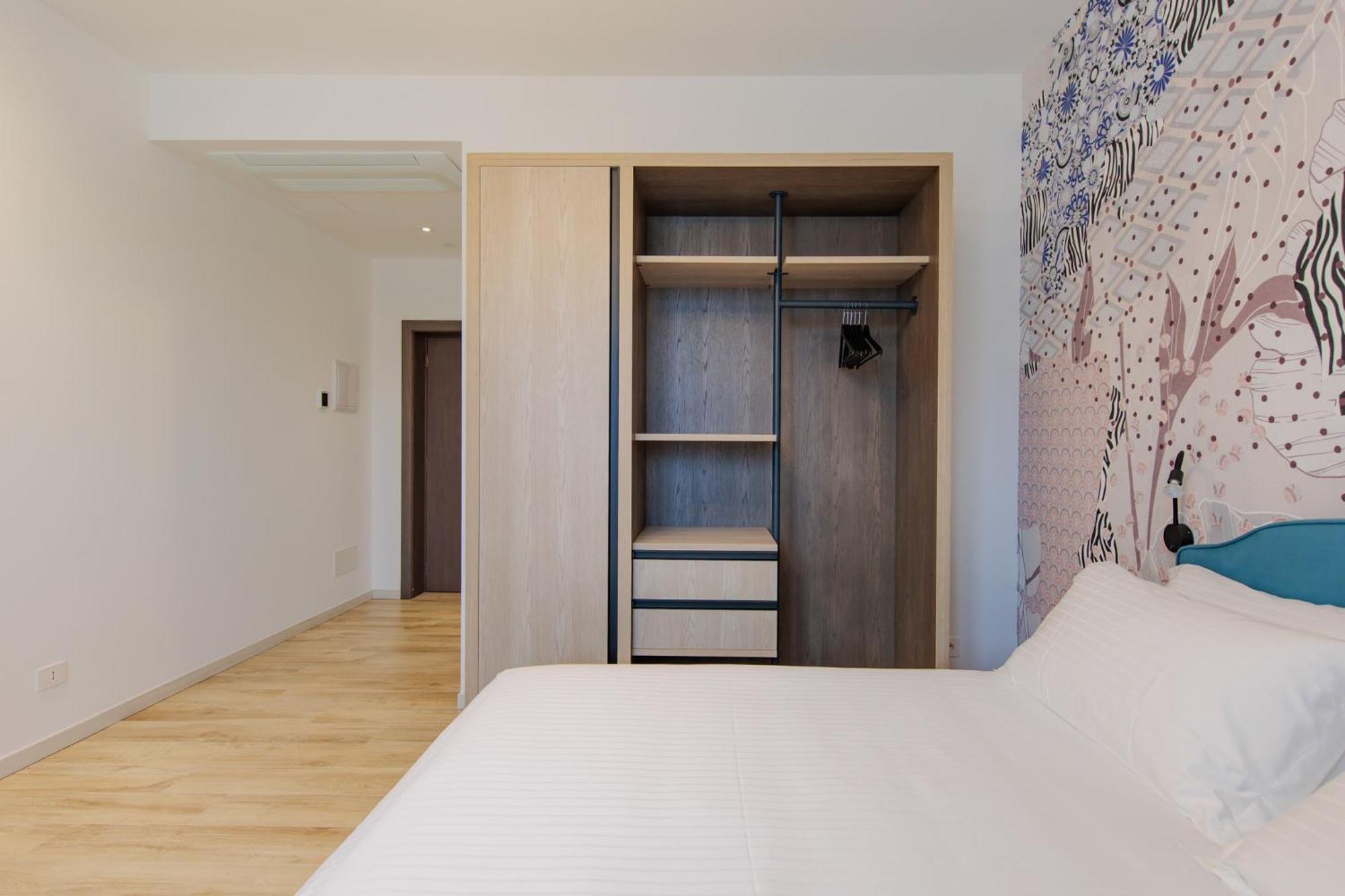 Ophelia Hotel Cazzago San Martino Ngoại thất bức ảnh