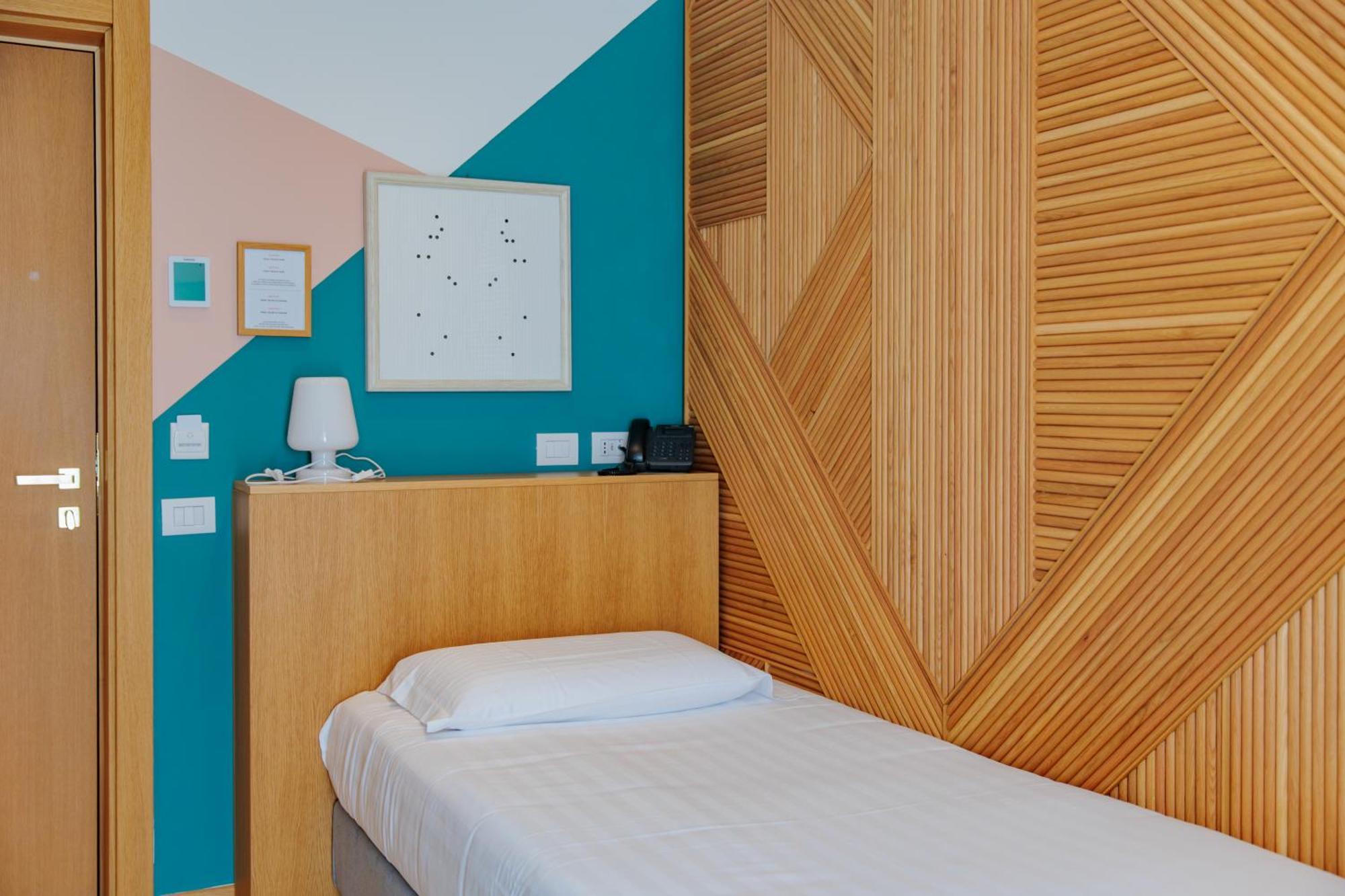 Ophelia Hotel Cazzago San Martino Ngoại thất bức ảnh