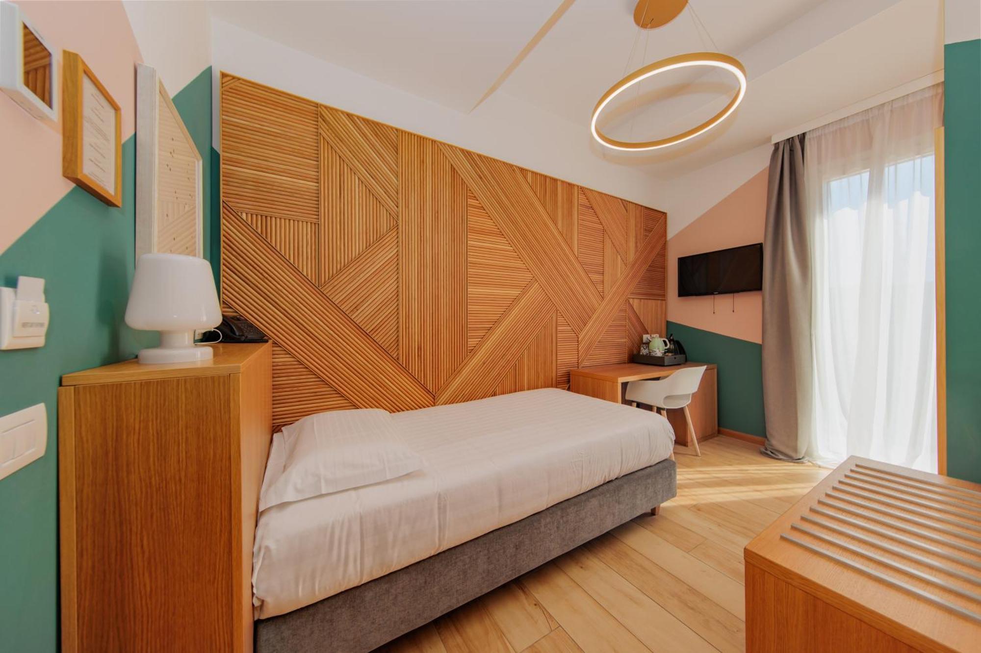 Ophelia Hotel Cazzago San Martino Ngoại thất bức ảnh